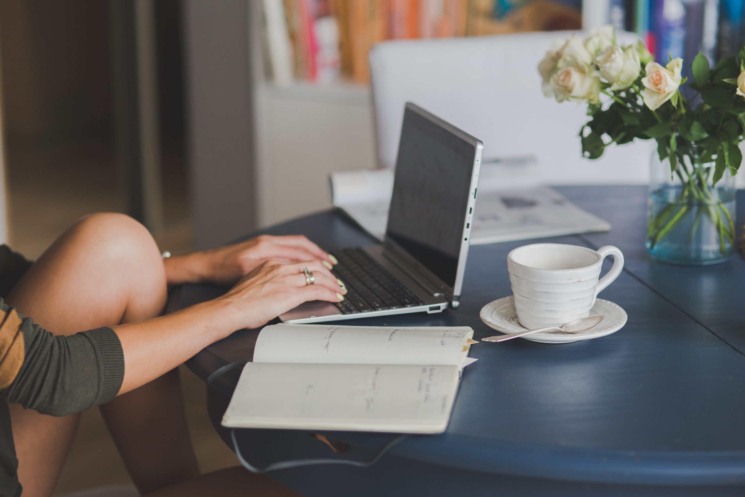 Cover picture: person uses online therapy from home